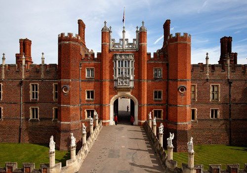 Hampton Court and Windsor Castle Private Car Tour